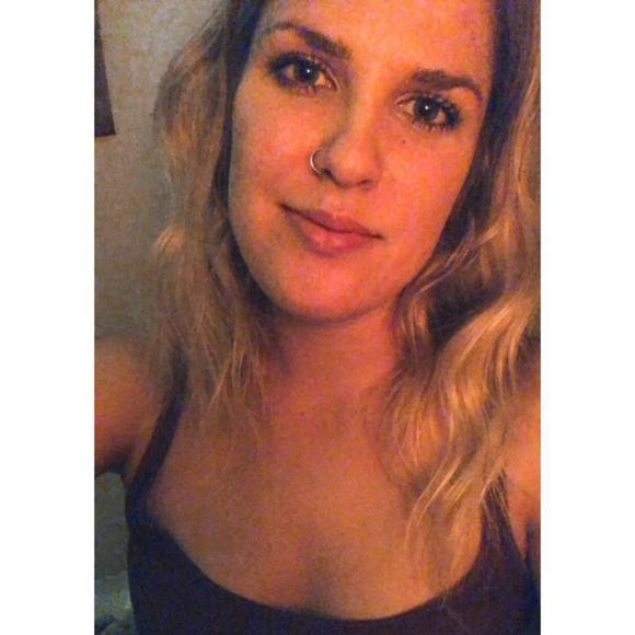 Meet your Posher, Maddie - Picture 1 of 1